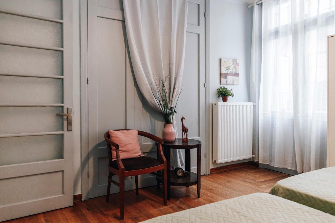 Monastiraki-Psiri, Old Town, 3-Bdr Apt, Sleep 6-10P, Spacious Court Yard Atene Esterno foto