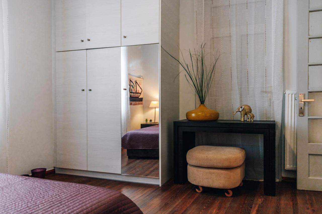 Monastiraki-Psiri, Old Town, 3-Bdr Apt, Sleep 6-10P, Spacious Court Yard Atene Esterno foto