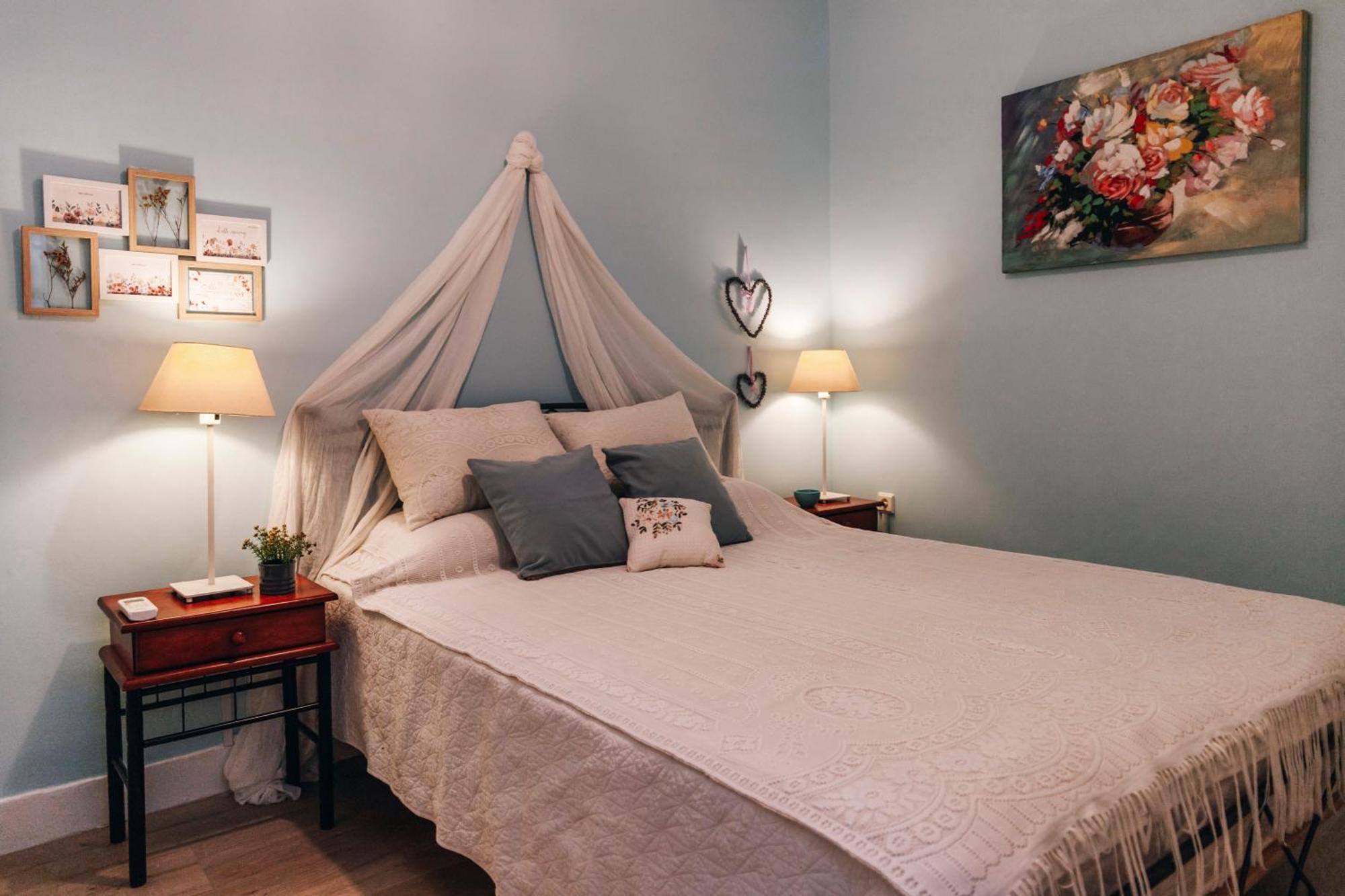 Monastiraki-Psiri, Old Town, 3-Bdr Apt, Sleep 6-10P, Spacious Court Yard Atene Esterno foto
